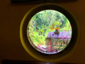 Happy Hobbit House Cottage Orman